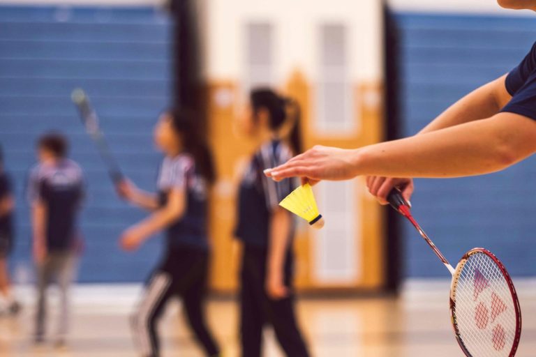 Badminton